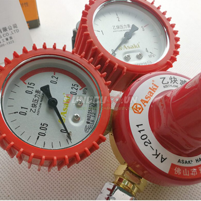 Đồng hồ gas điều áp acetylen răng ngoài Asaki AK-2011