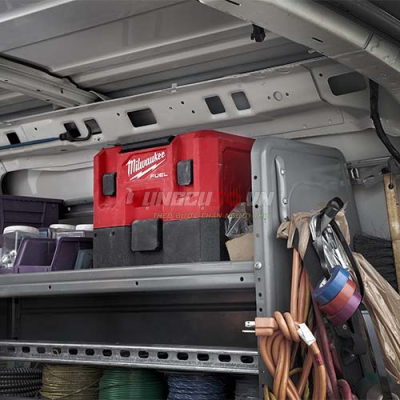 Máy hút bụi khô, ướt  Milwaukee M12 FVCL