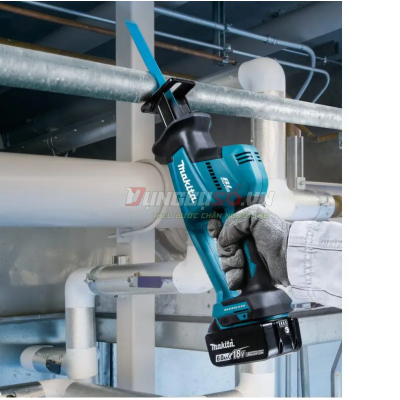 Máy cưa kiếm dùng pin 18V Makita DJR189Z