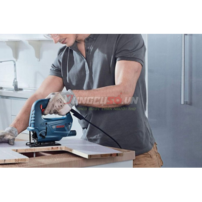 Máy cưa lọng 70mm Bosch GST 700 - 06012A70K0