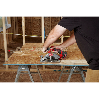 Máy cắt gỗ đĩa tròn 140 mm Milwaukee M12 FCS442-0