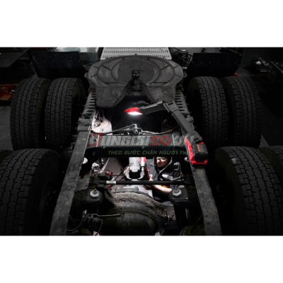 Đèn rọi tay đòn từ tính Milwaukee M18 ABL-0