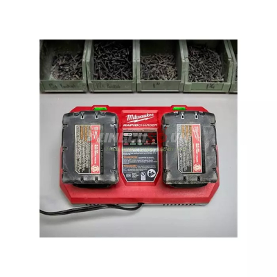 Trạm sạc nhanh 2 cổng Milwaukee M18 DFC