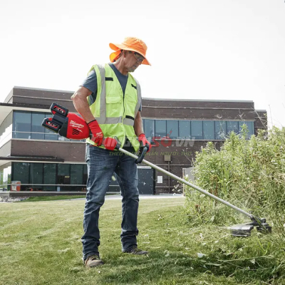 Máy cắt cỏ Milwaukee M18 F2GTR