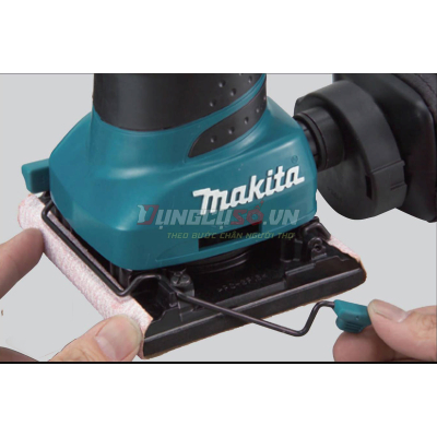 Máy chà nhám rung Makita BO4556