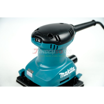 Máy chà nhám rung Makita BO4557