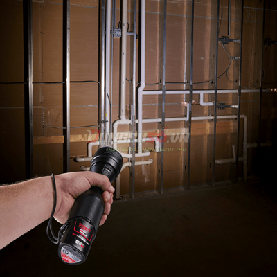 Đèn siêu sáng vỏ kim loại Milwaukee M12 MLED