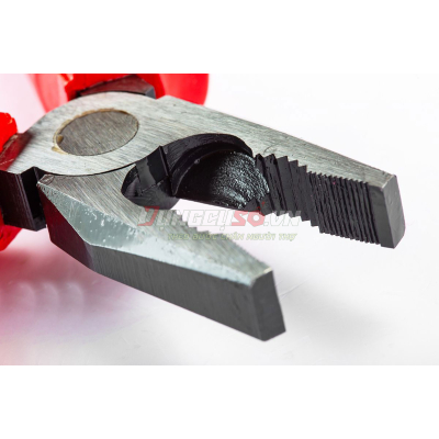 Kềm điện chuyên dùng 6in/150mm cách điện 1000V Sata 70331