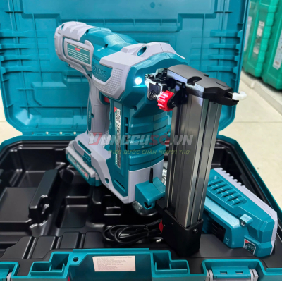 Máy Bắn Đinh Chữ U Dùng Pin 20V Total TCSNLI6008