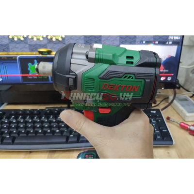 Máy siết bu lông pin 520nm Dekton M21-IW520NCP (Chưa Pin và Sạc)